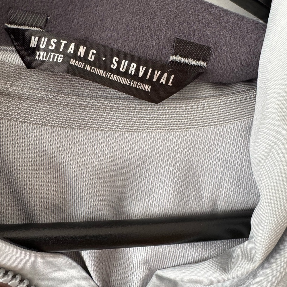 Men's Mustang Survival Performance Waterproof Jacket XXL. High End Sailing Brand - Picture 5 of 15